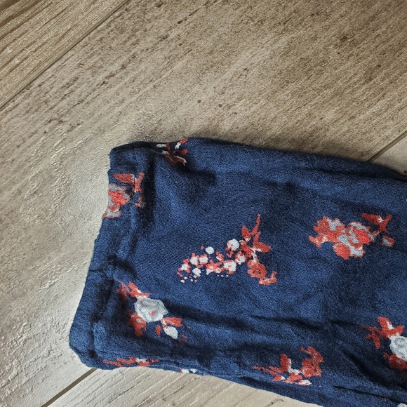 Lucky Brand Floral Blue Lace Up Tassle Tie Long Sleeve Top Women's Size XS EUC - Picture 9 of 16